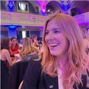 I give affordable and fun lessons in English, History, Politics, Law and Art